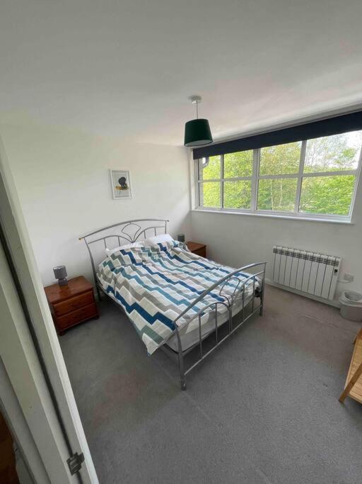 2 Bed City Centre Flat Bath Exterior foto