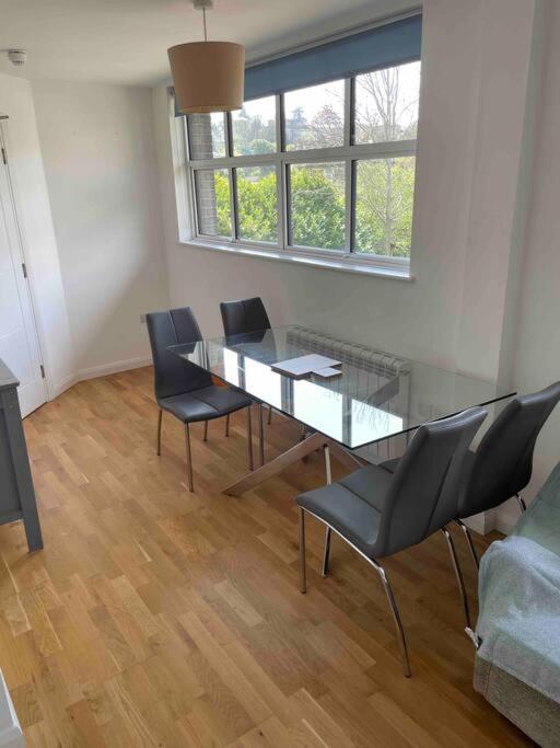 2 Bed City Centre Flat Bath Exterior foto